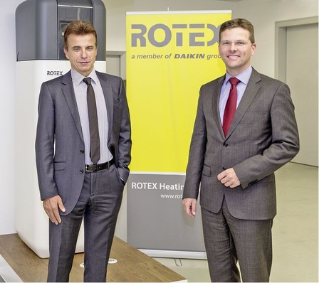 Dr. Franz Grammling (links) und Georg ­Blümel, beide Geschäftsführer der Rotex Heating Systems GmbH, wollen auch in Zukunft die Entwicklung ­hochqualitativer und ­innovativer Produkte ­vorantreiben.