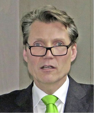 Kermi-Geschäftsführer Dr. Roger Schönborn gab mit einer Ansprache den Startschuss für den neuen Kermi Campus.