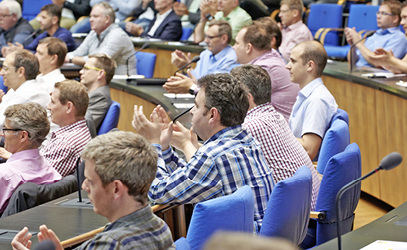 



Viega: Wie hier in Bonn waren die über 3500 teilnehmenden TGA-Experten mit Inhalten und Referenten der 14 Viega- Fachsymposien „Planen in 360°“ sehr zufrieden. Aufgrund der großen Nachfrage wird im März in Österreich ein weiterer Termin angeboten. 
