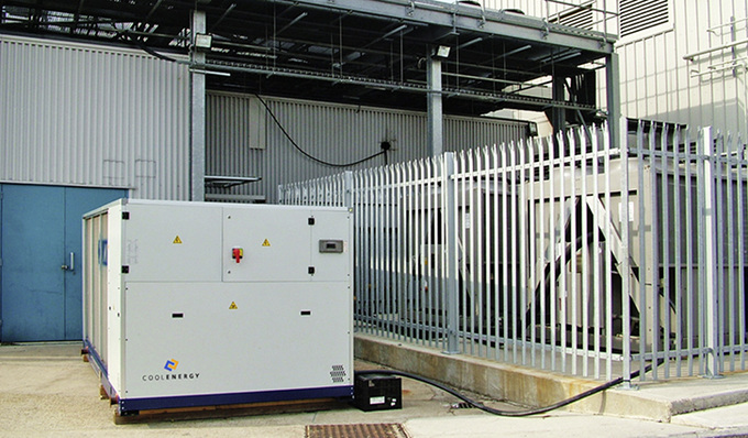 
1
 Kaltwassersatz als Backup bei einer großen deutschen Bank für die Sanierung ihres Rechenzentrums. 



