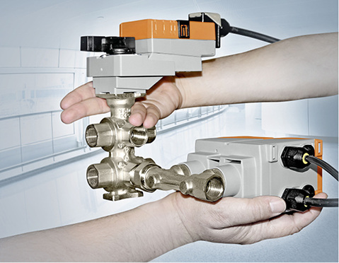 
Belimo: Elektronisch druckunabhängiges 6-Weg-Zonenventil. 



