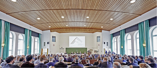 



Vertreter von BTGA, FGK, RLT-Herstellerverband, BMWi und BMUB eröffnen den TGA-Kongress 2016 an der TU Berlin. 
