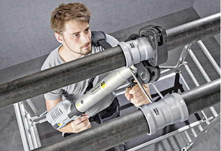 



Viega: Megapress bis 4“. 
