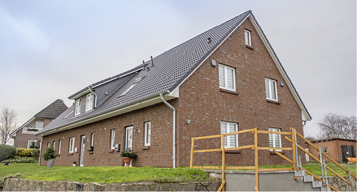 



1
 Reihenhaus-Neubau mit dezentralen Lüftungslösungen.
