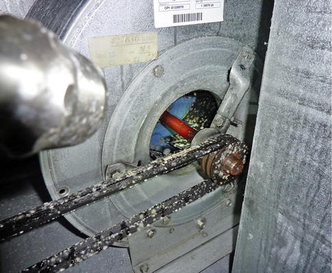 



1
 Schimmelbefall in einer Ventilatorkammer. Die VDI-6022-Richtlinien haben in den letzten zwei Jahrzehnten maßgeblich zu einem ganz neuen Bewusstsein für die Hygiene in RLT-Anlagen beigetragen. Mit dem überabeiteten Blatt 1 müssen sich Anlagenplaner, -hersteller und -betreiber nun auf zahlreiche Änderungen und Neuerungen einstellen. 
