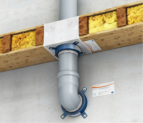 



1
 Zur sicheren und regelkonformen Abschottung von Leitungen aller Art können unter anderem Brandschutzmanschetten zum Einsatz kommen. Oft decken die Verwendbarkeitsnachweise eine Vielzahl von Bausituationen ab, alle Fälle können sie naturgemäß jedoch nicht abdecken. Im Rahmen des Baurechts sind aber sogenannte „nicht wesentliche Abweichungen“ möglich. 
