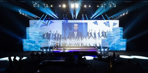 40 Jahre Daikin in Ostende. Noriyuki Inoue, CEO von Daikin Industries, Ltd. wurde mit dem Orden “Commander in the Order of King Leopold“ ausgezeichnet — der höchste belgische Orden, den ein Nicht-Belgier bekommen kann.