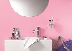 Dornbracht: Armaturenserie IMO mit universeller Armaturenform.